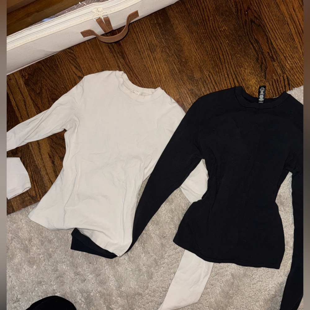 2 SKIMS tops
